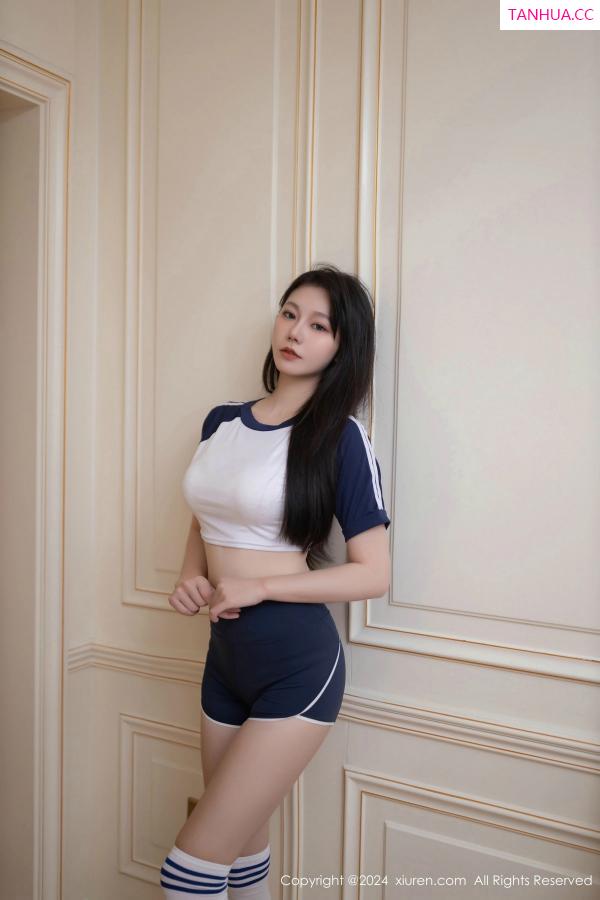 安然Maleah  [XiuRen]高清写真图 2024.11.26 No.9506 安然anran 丝袜美腿第4张图片
